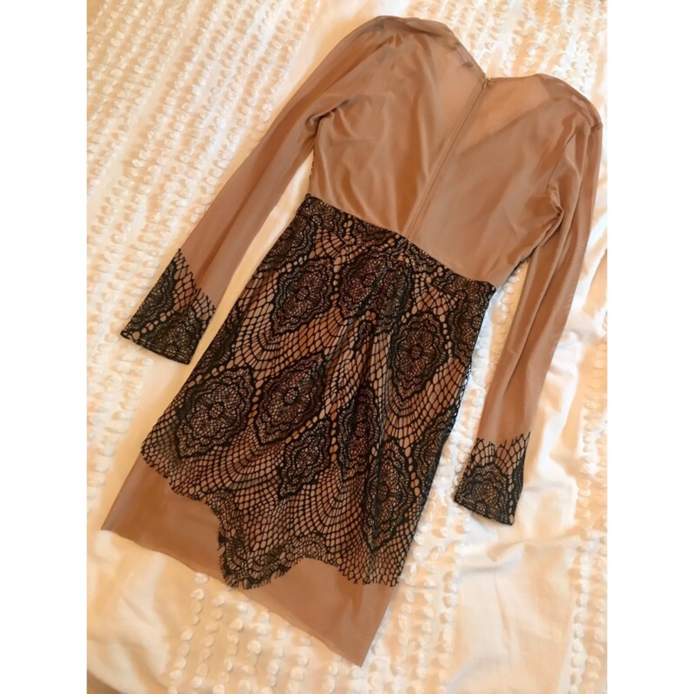 Dress - Picture 2 of 3